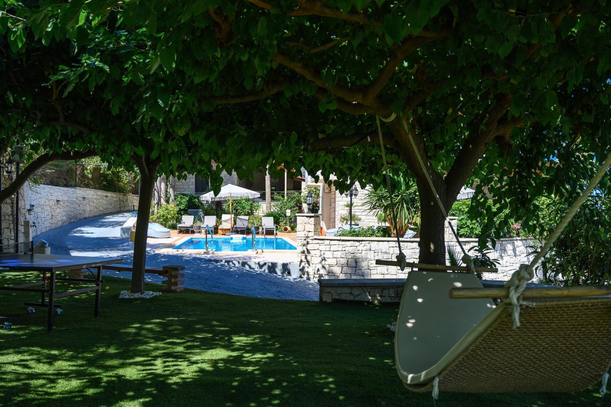 Kipo Paradiso Spa, Yoga & Gym Resort Kirianna Luaran gambar